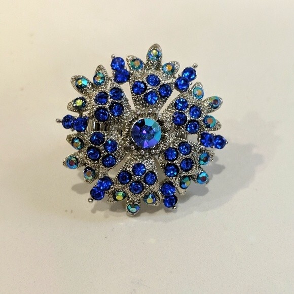 NWOT Swarowski Crystal Statement Cocktail Niquea.D Ring - Picture 2 of 3